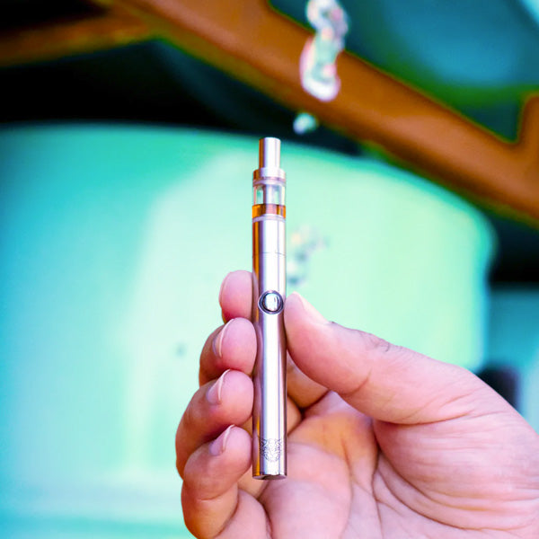 Linx hermes 3 refillable oil vaporizer can vape your last drop oil in the tank.